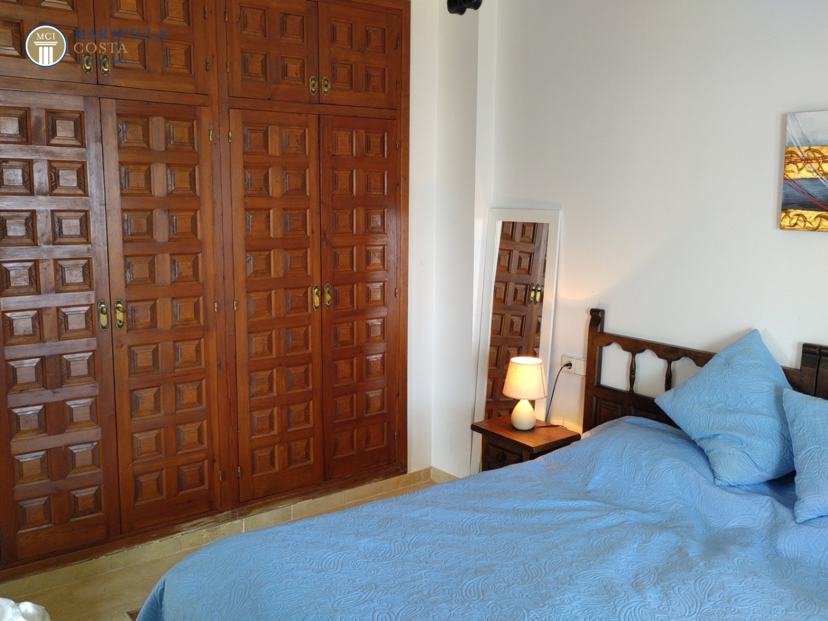 Villa con tres apartamentos y sensacionales vistas al mar en Calpe