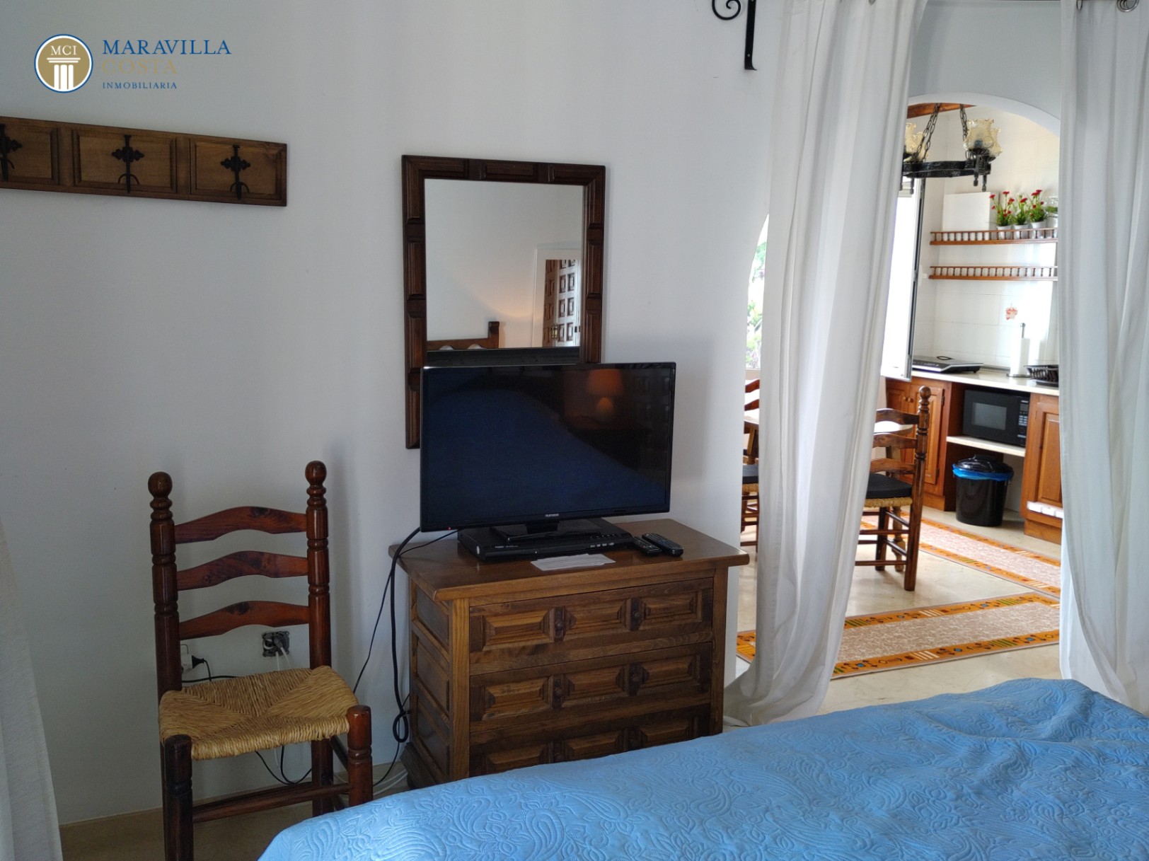 Villa con tres apartamentos y sensacionales vistas al mar en Calpe