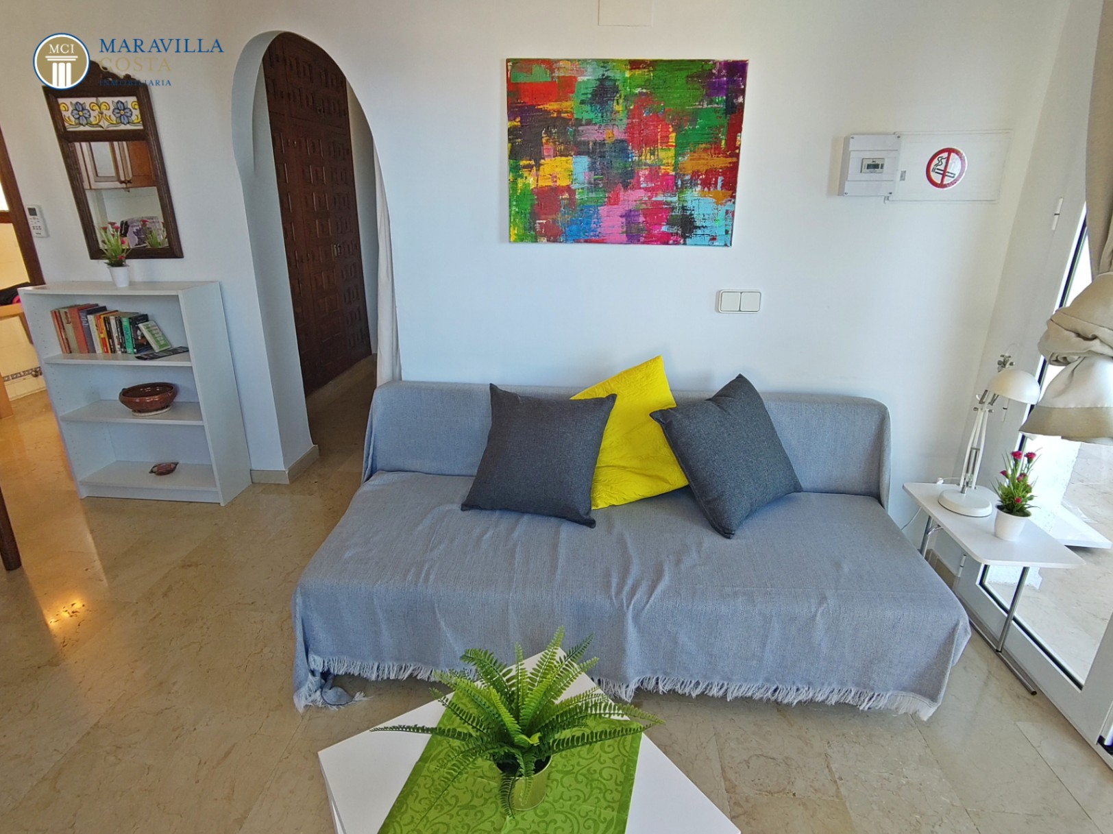 Villa con tres apartamentos y sensacionales vistas al mar en Calpe