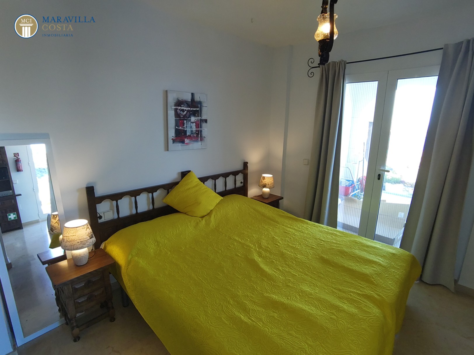 Villa con tres apartamentos y sensacionales vistas al mar en Calpe