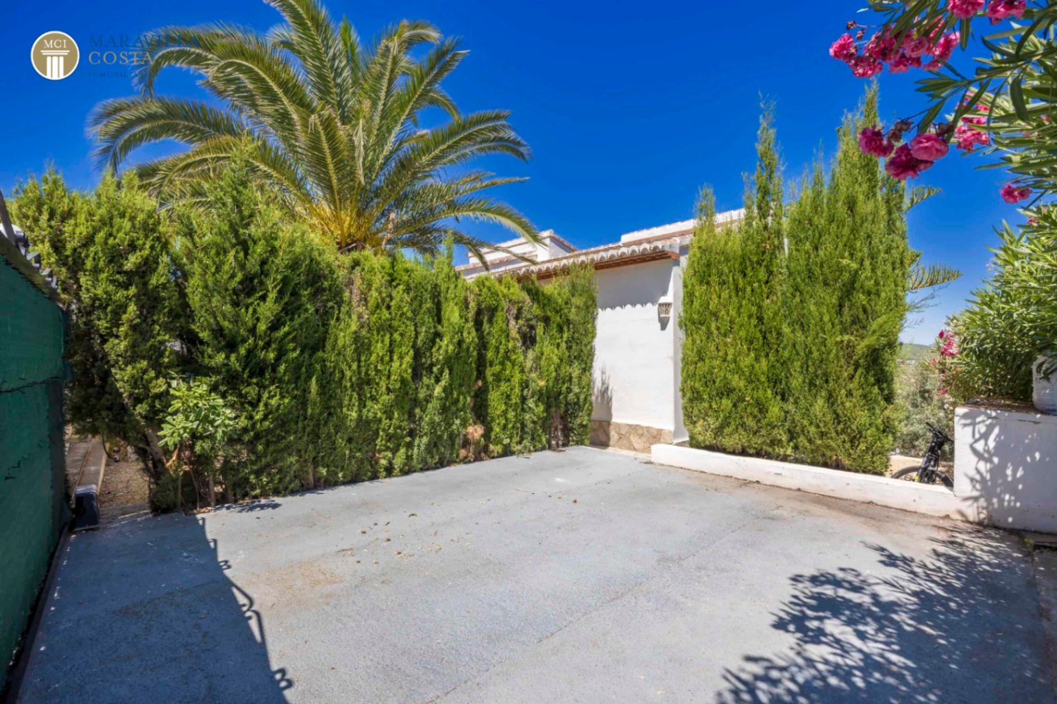 Encantadora villa de estilo mediterráneo con vistas panorámicas 