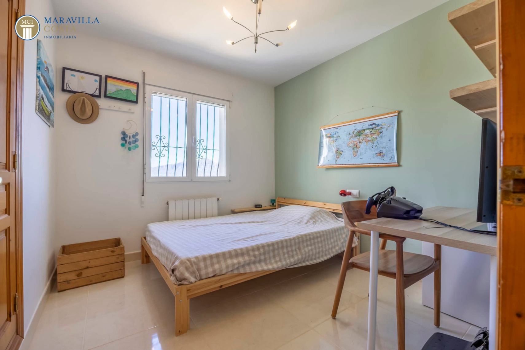 Encantadora villa de estilo mediterráneo con vistas panorámicas 