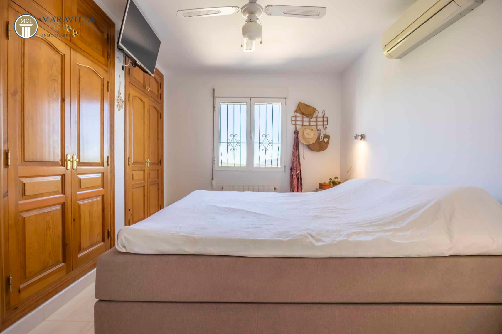 Encantadora villa de estilo mediterráneo con vistas panorámicas 