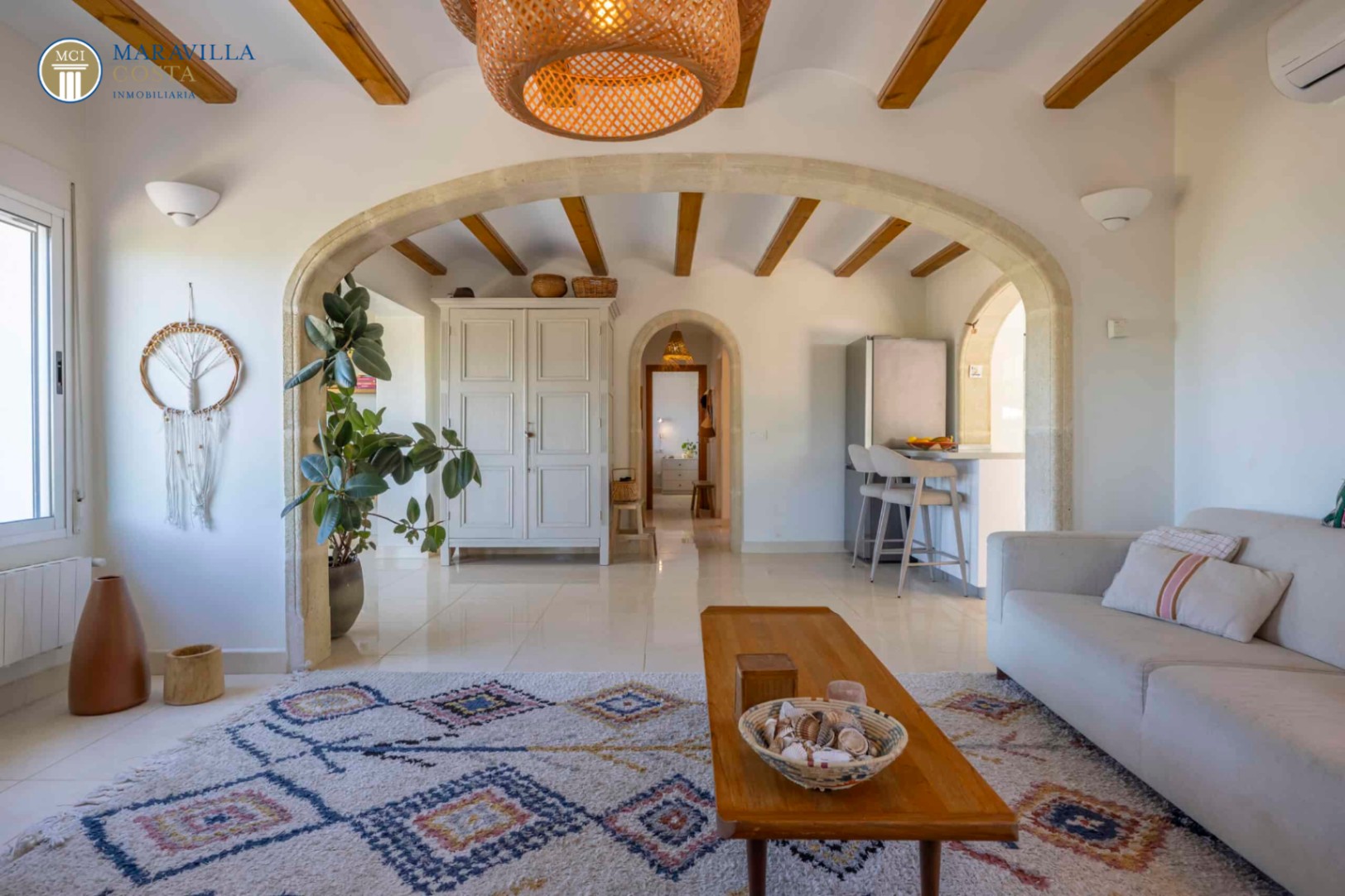 Encantadora villa de estilo mediterráneo con vistas panorámicas 
