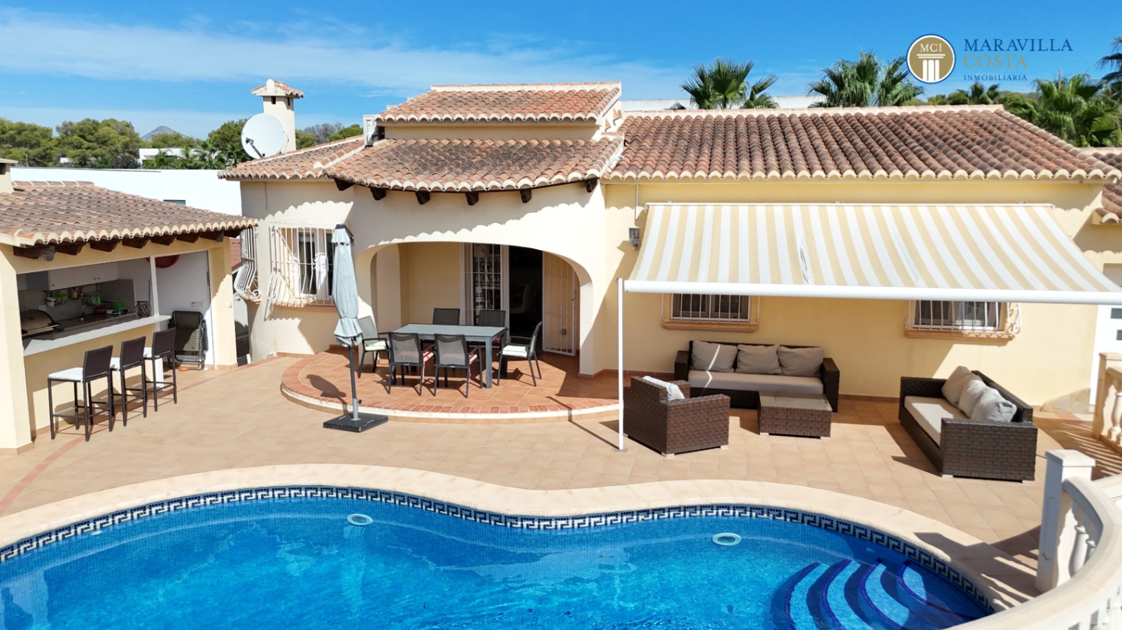 Casa mediterránea en muy buen estado de una planta en venta en Jávea.