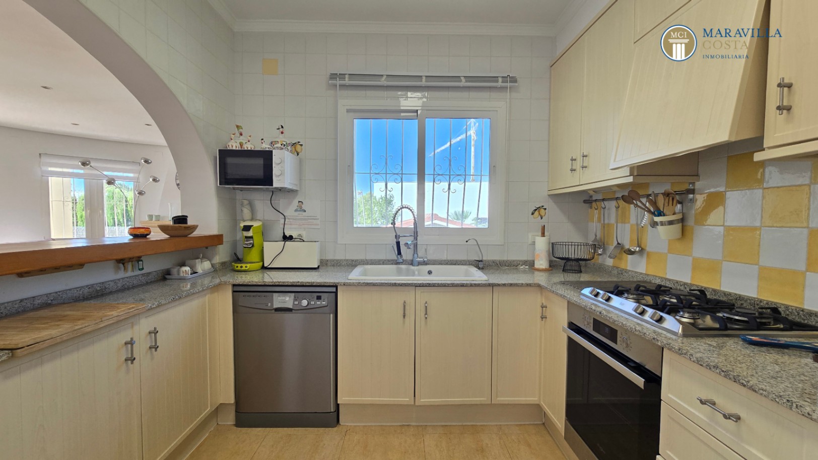 Casa mediterránea en muy buen estado de una planta en venta en Jávea.