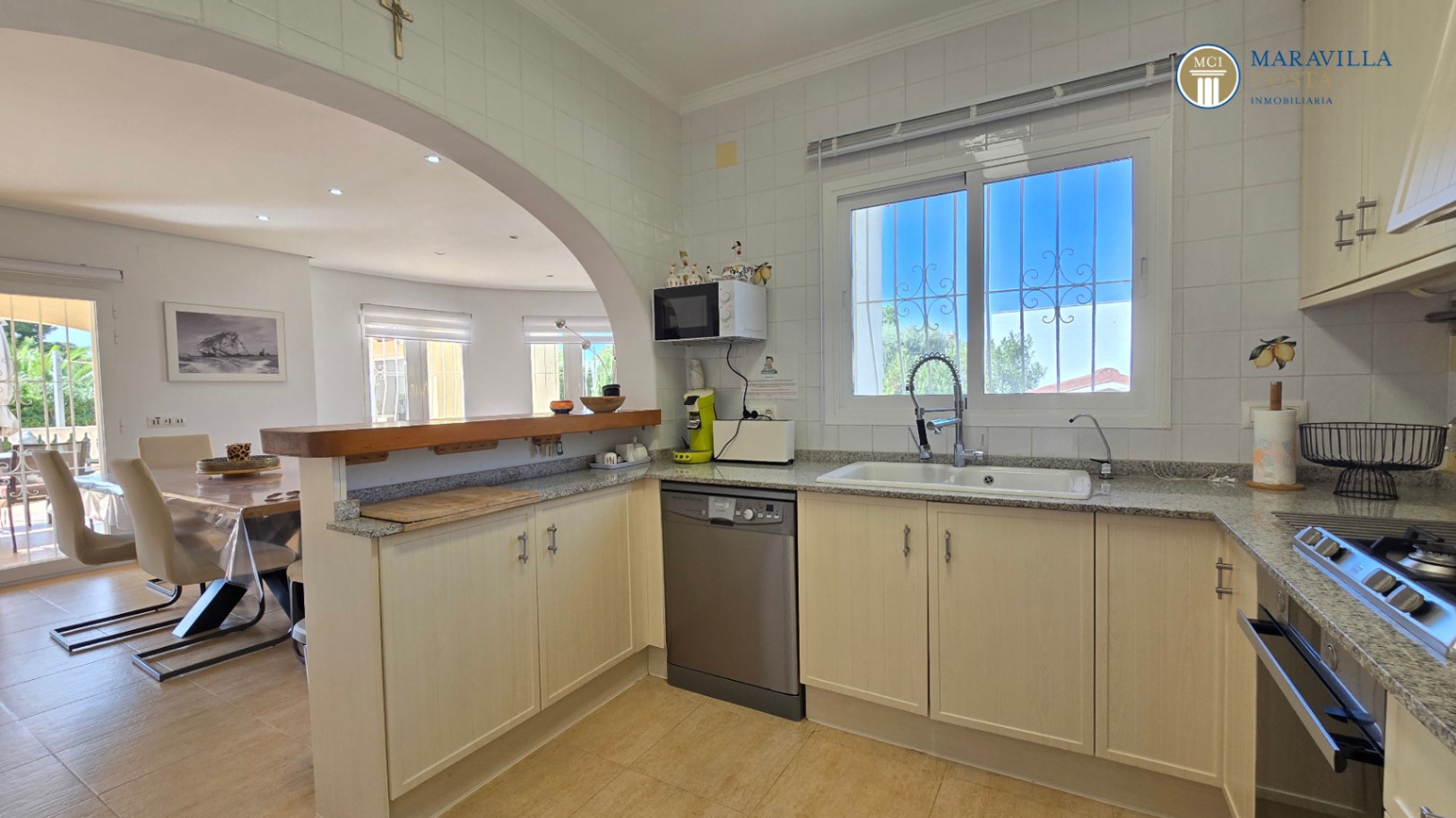 Casa mediterránea en muy buen estado de una planta en venta en Jávea.