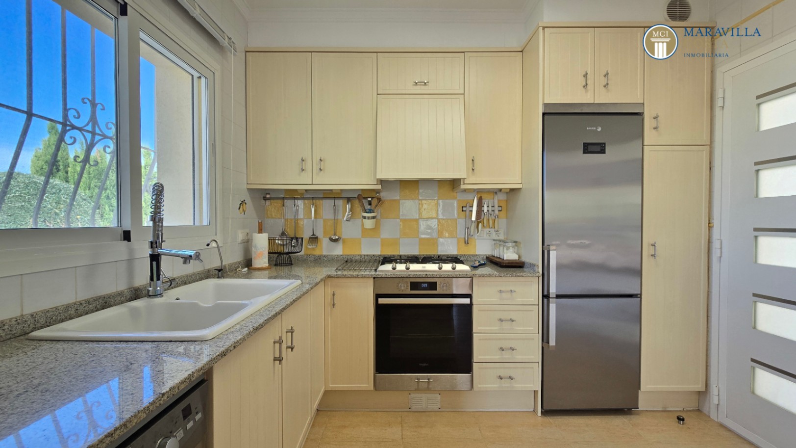 Casa mediterránea en muy buen estado de una planta en venta en Jávea.