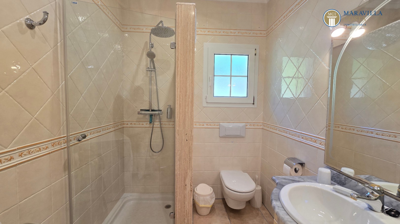 Villa muy cuidada y bien equipada en Jáve a la venta.