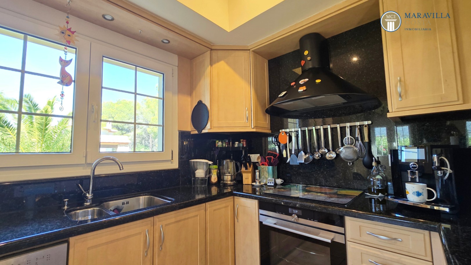 Villa muy cuidada y bien equipada en Jáve a la venta.