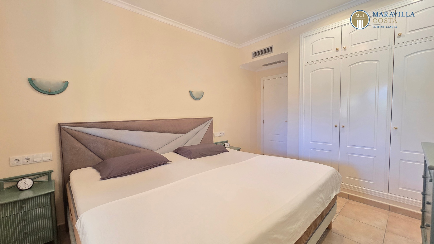 Villa muy cuidada y bien equipada en Jáve a la venta.