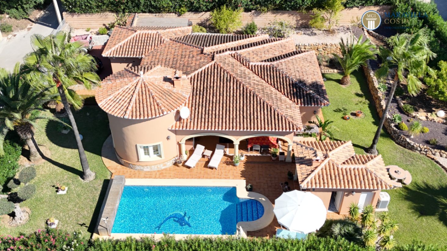 Villa muy cuidada y bien equipada en Jáve a la venta.