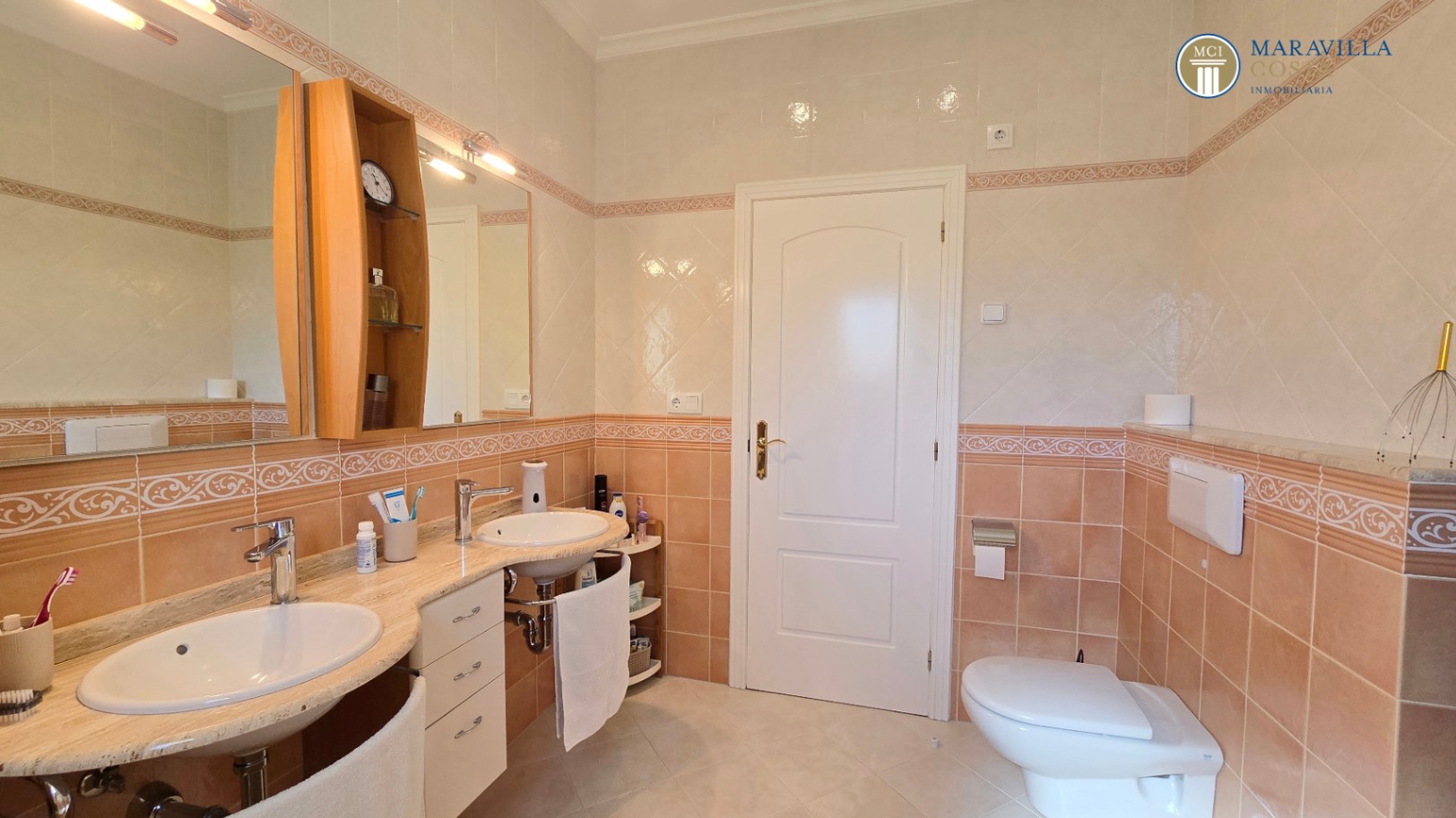 Villa muy cuidada y bien equipada en Jáve a la venta.