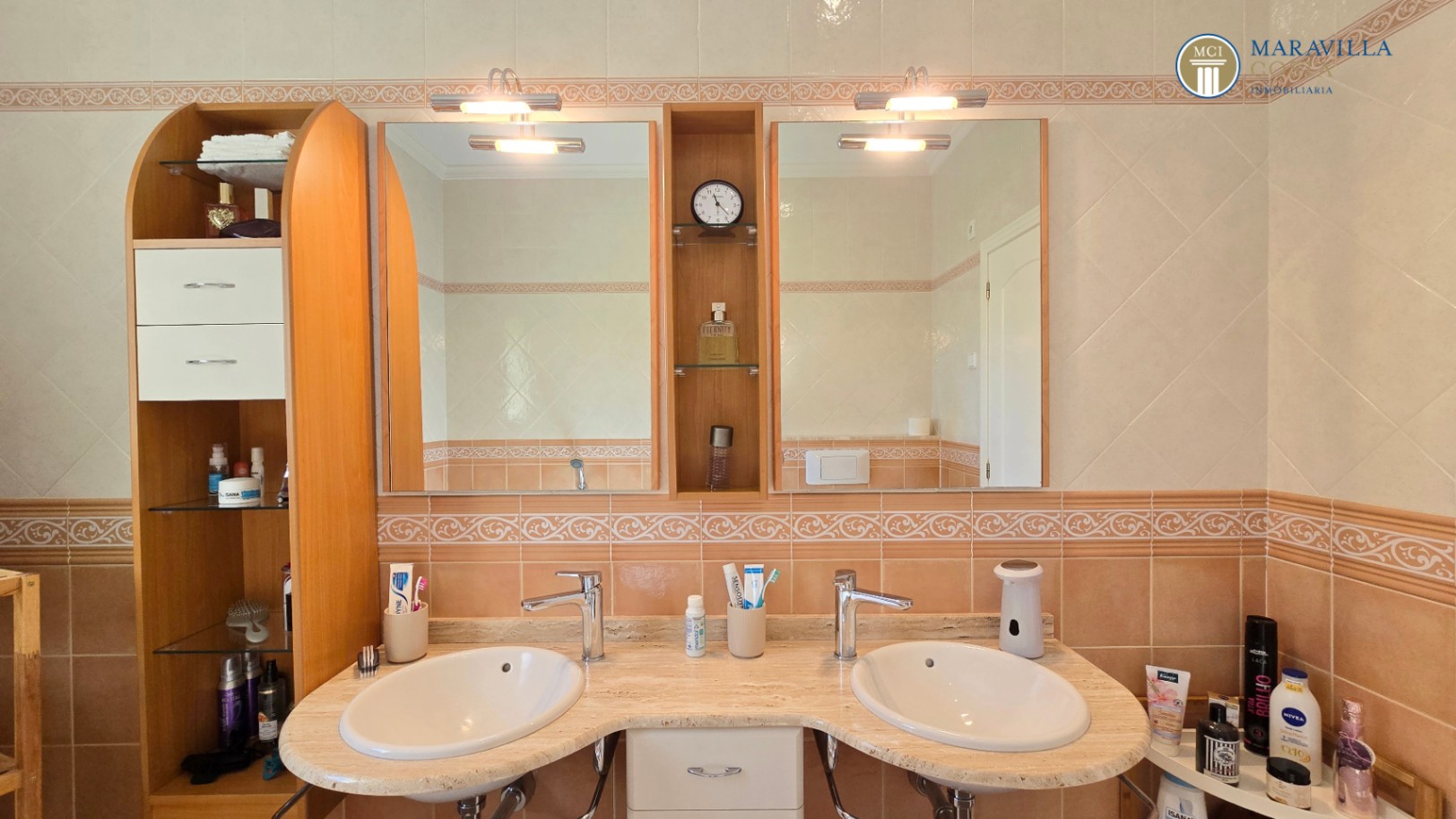 Villa muy cuidada y bien equipada en Jáve a la venta.