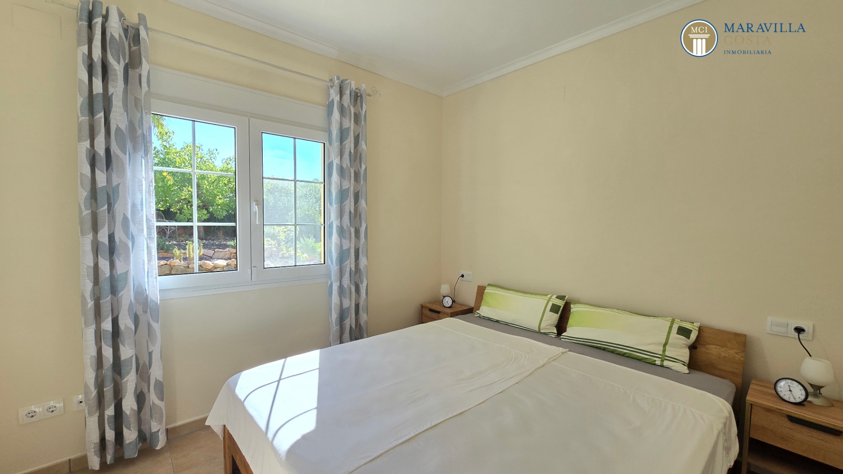 Villa muy cuidada y bien equipada en Jáve a la venta.