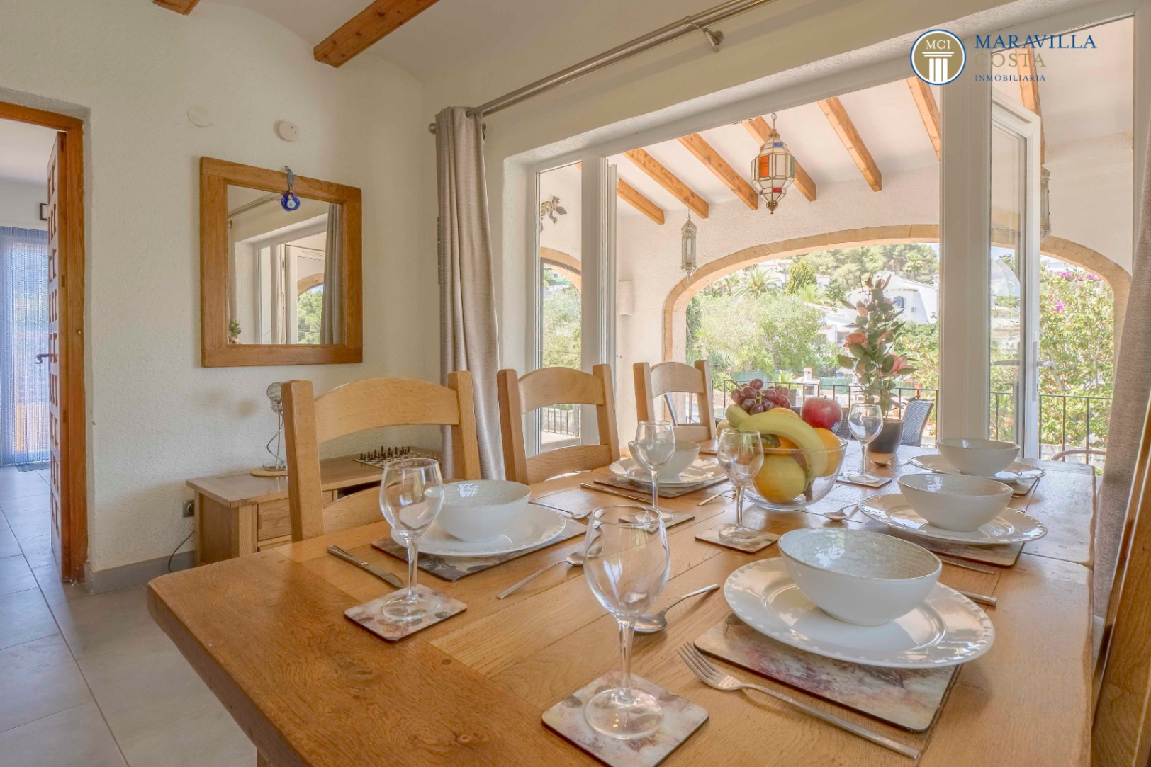 Villa soleada con agradable confort habitacional