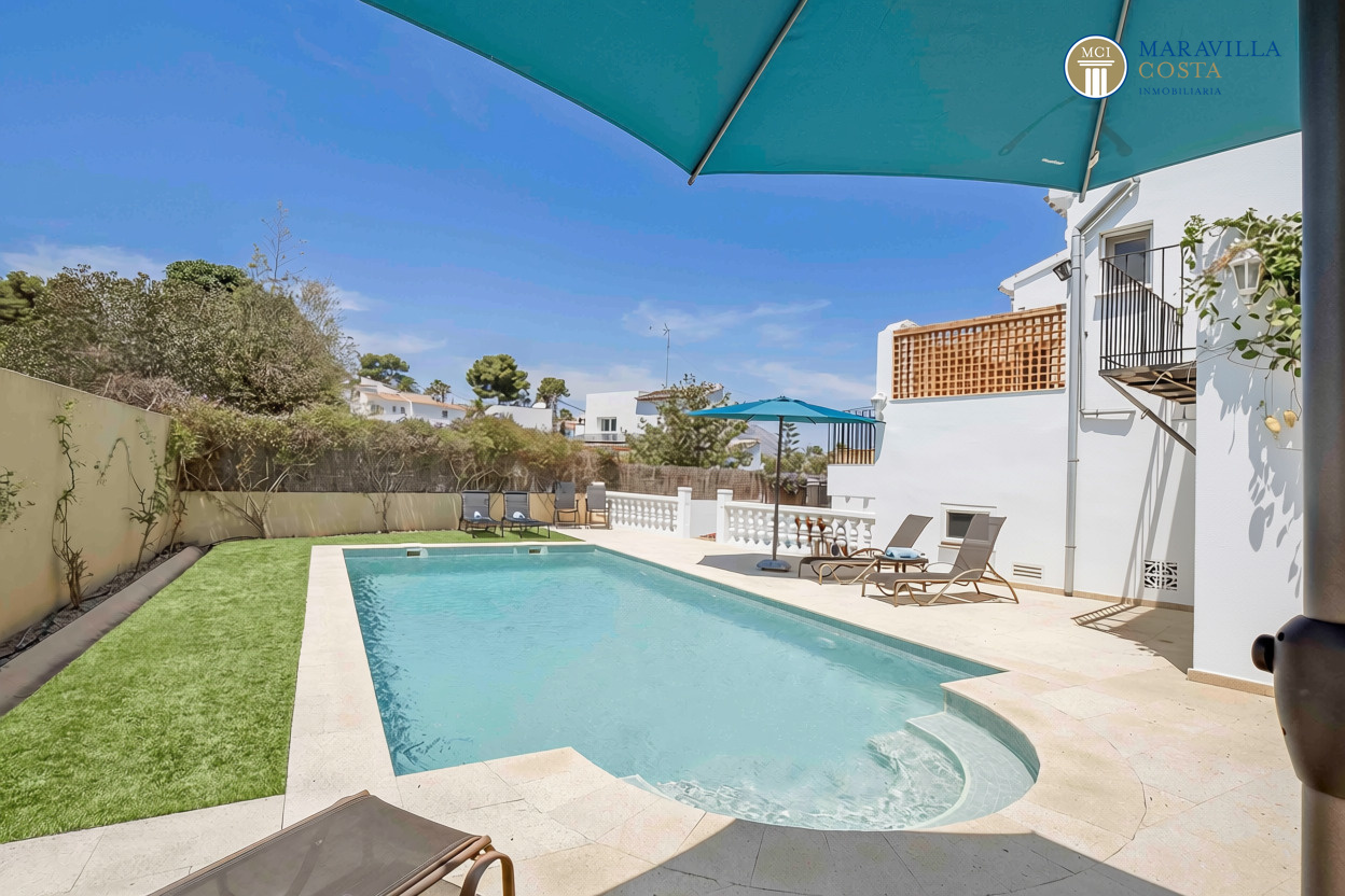 Villa soleada con agradable confort habitacional