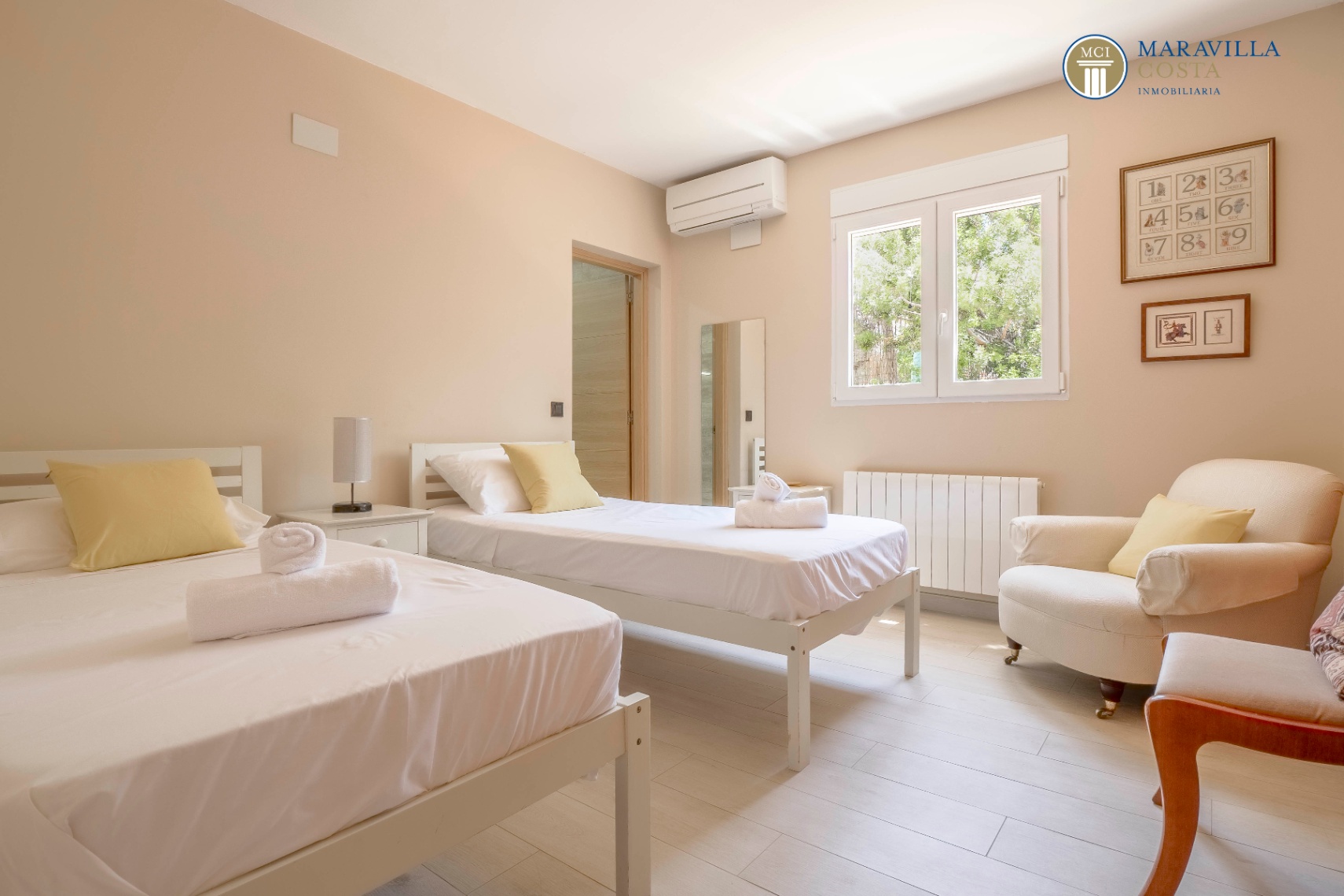 Villa soleada con agradable confort habitacional