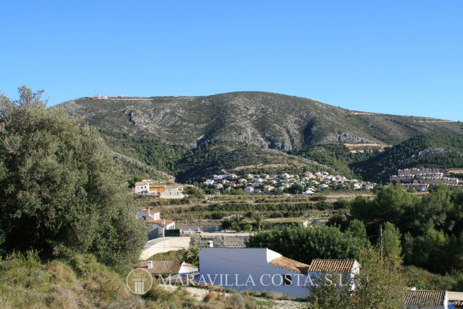 Parcela grande en Benitachell en venta