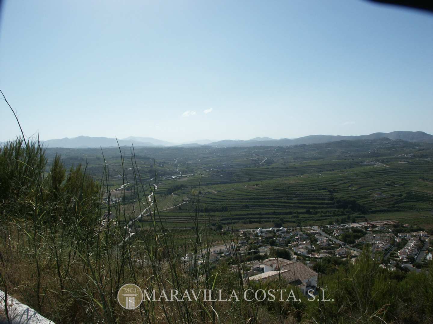 Parcela con impresionantes vistas al mar en Moraira